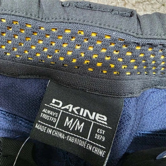 Block Zip-Off Pants Blue Ribbon Men’s Medium Convertible Hiking NWT - Picture 11 of 12